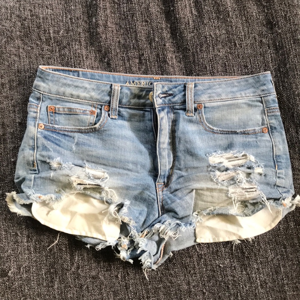 American Eagle High Rise Festival Shorts